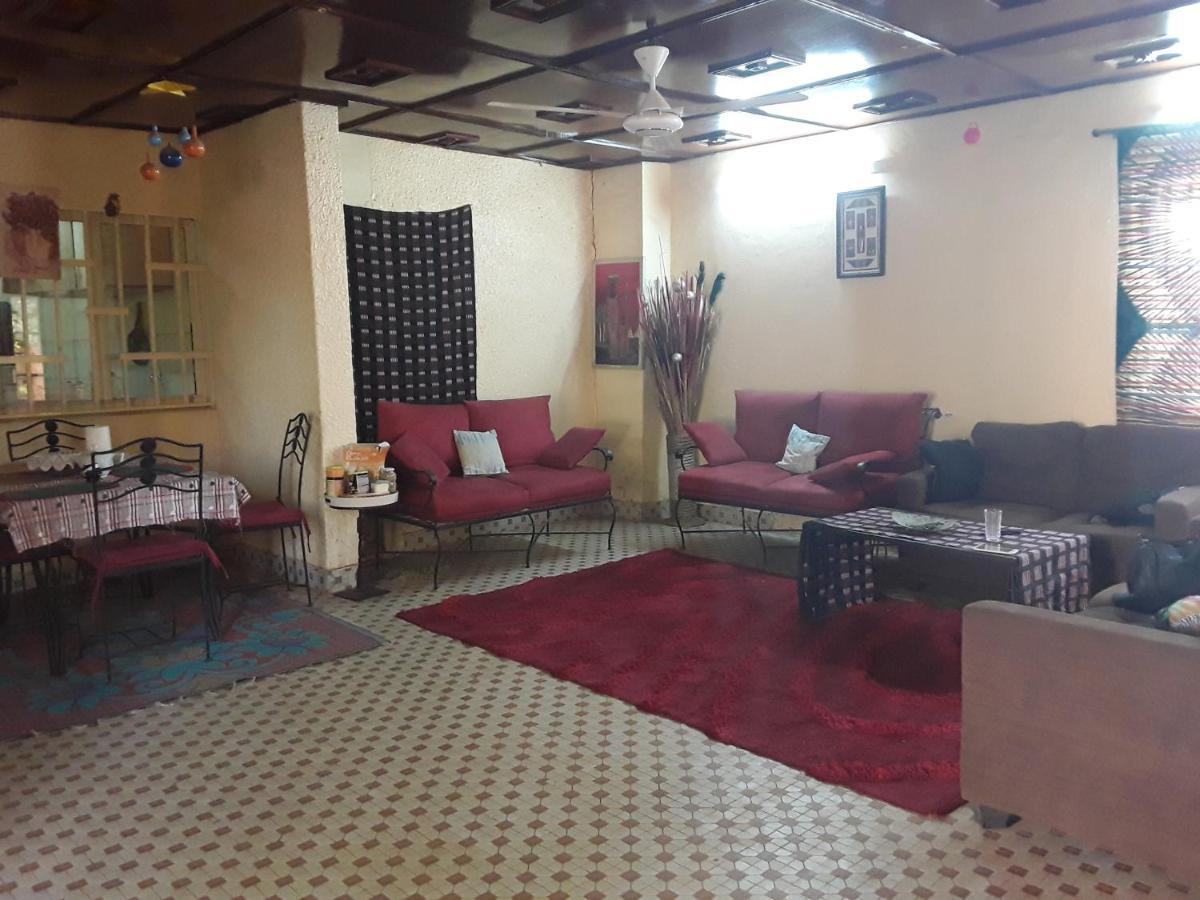 Villa Tenko วากาดูกู ภายนอก รูปภาพ